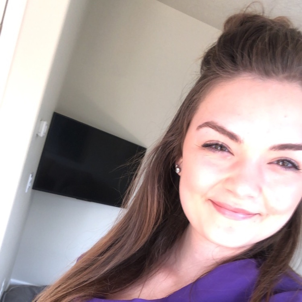 Meet your Posher, Hannah